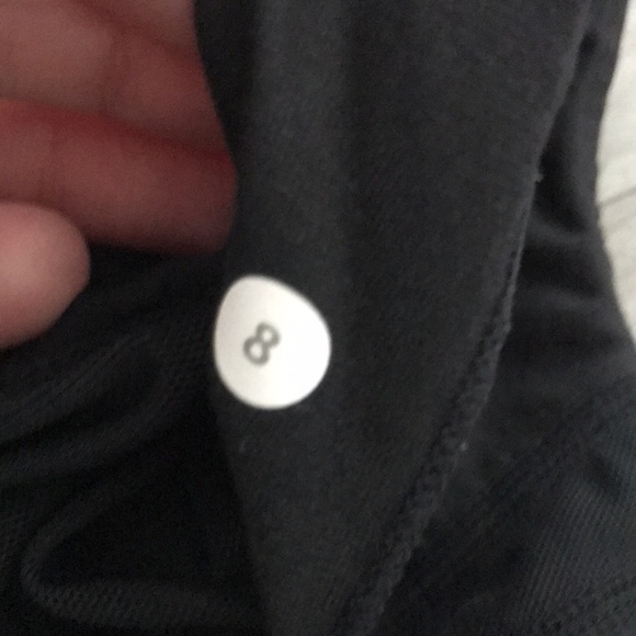 Lululemon Yogi Tank Top Black Size 8 - Picture 12 of 13